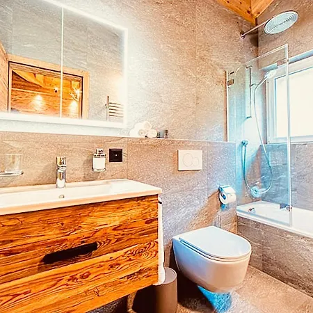 Luxe Alpenhideaway